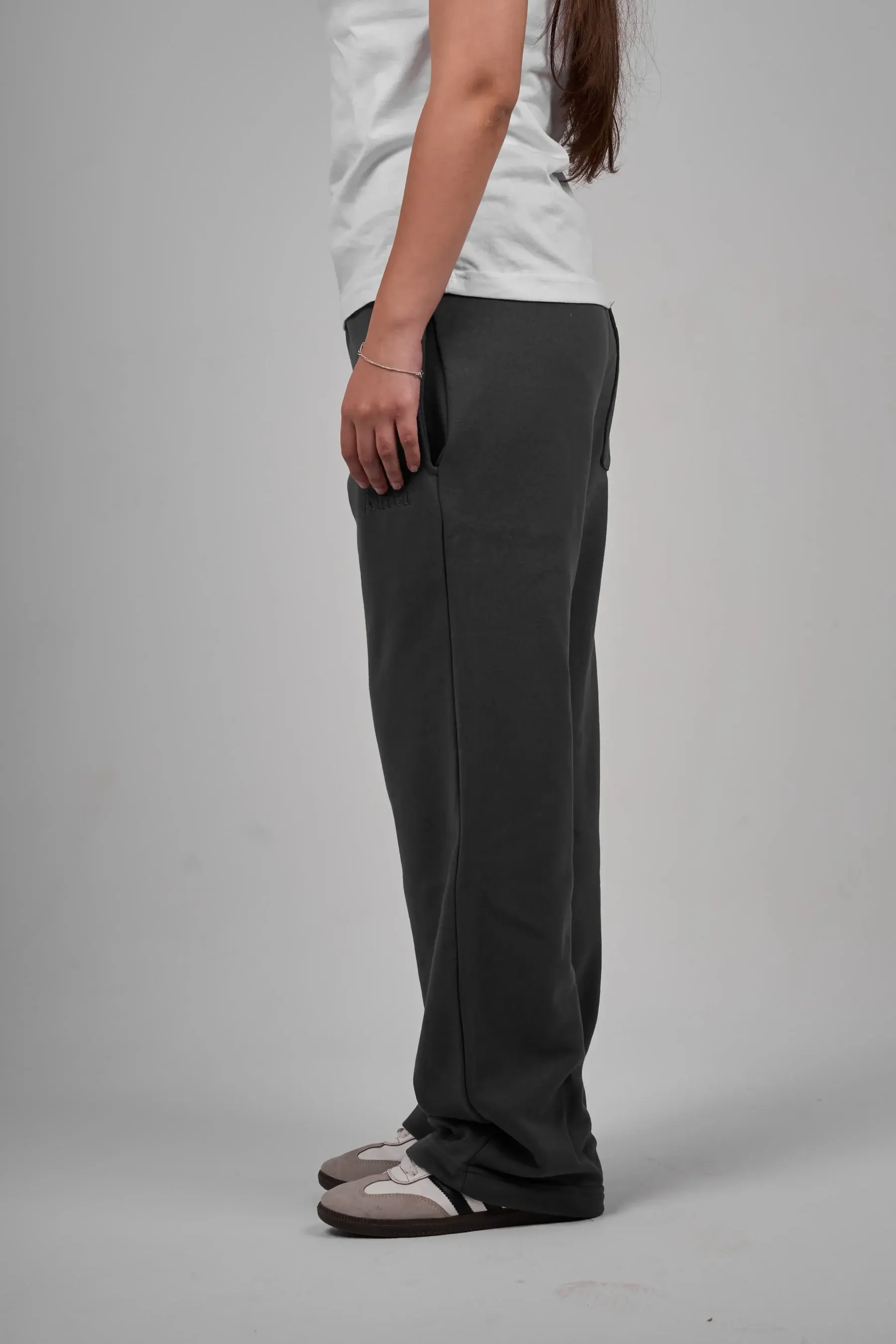 Essential Dark-Gray Summer Sweatpants