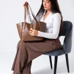 Minimal Turn Closure Bag-light brown