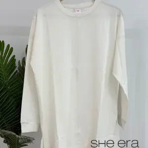 Line T-Shirt