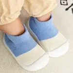 سكيتشر نعل سيليكون