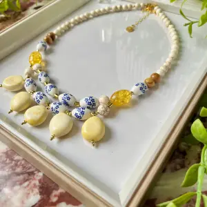 Andalusia necklace