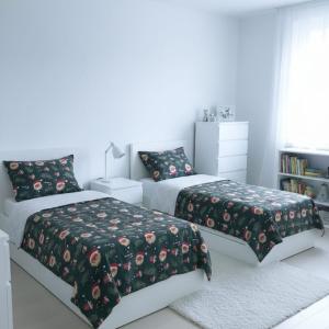 طقم سرير اطفال ٦ قطعه