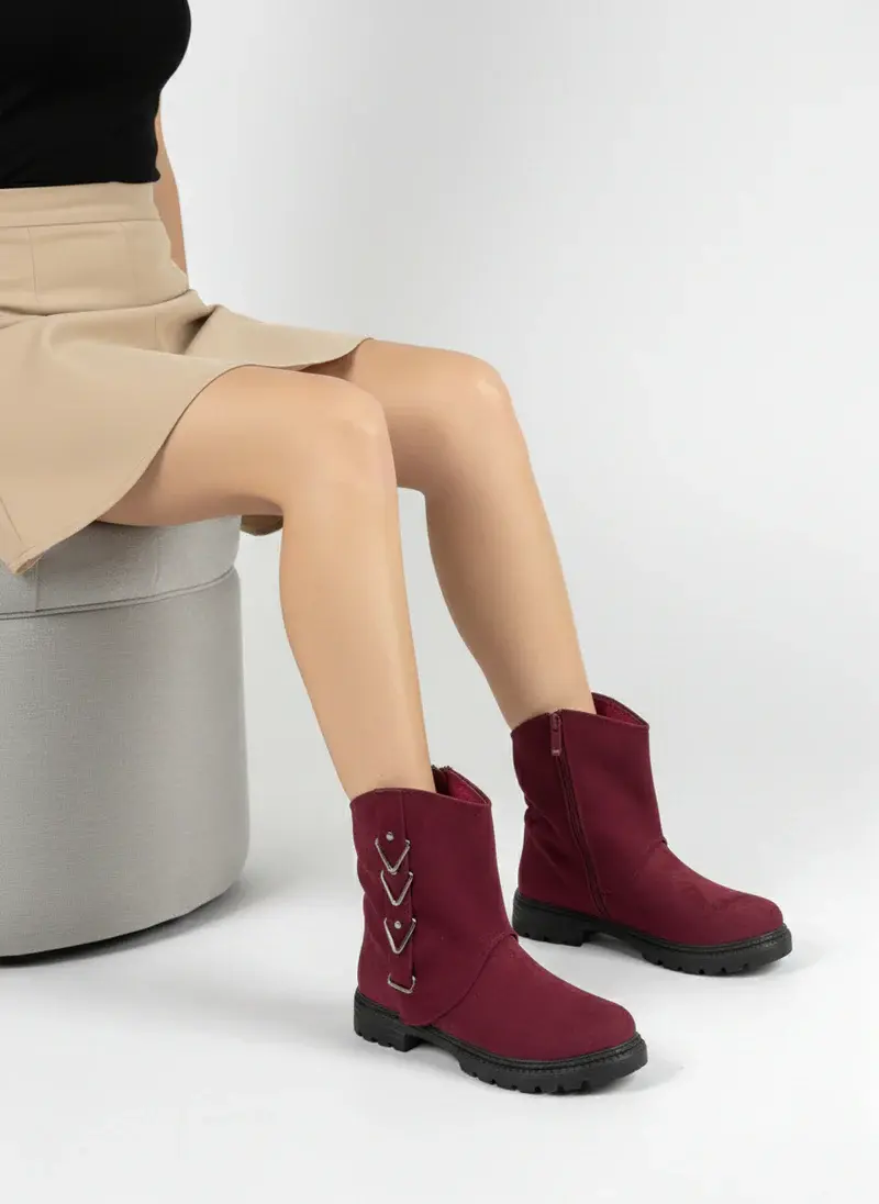 Boot designed with distinctive side buckle B-60