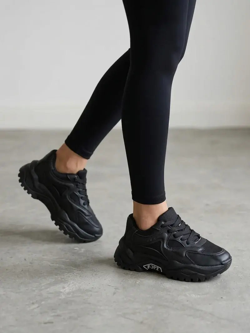 Casual sneakers L-16