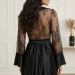 Soft Magnetic Femininity