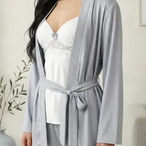 Calm Feminine Set