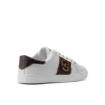 sneakers distinctive designs - MK