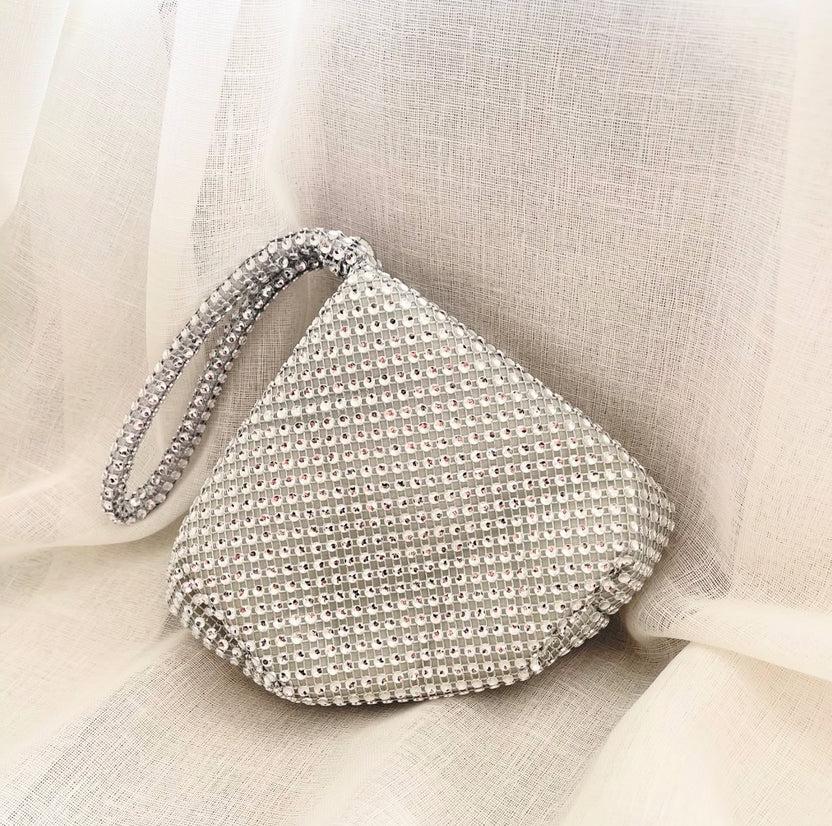 Silver Avara Clutch
