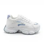 Sneakers with a different streamlined sole L-7