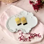 الباهو earring