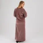 Winter Embroidered Maxi Abaya – Soft & Elegant Warm Fabric