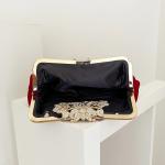 Red Saphira Clutch