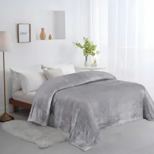 Flannel Fleece Throw Blanket (Gray)